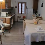 La Casetta Di Mimmi 아파트 Castel Viscardo